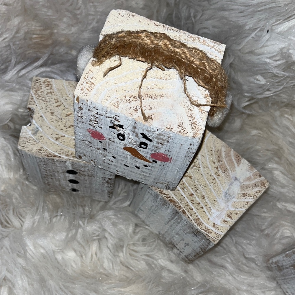 Rustic Snowman Block Decor - Picture 12 of 17